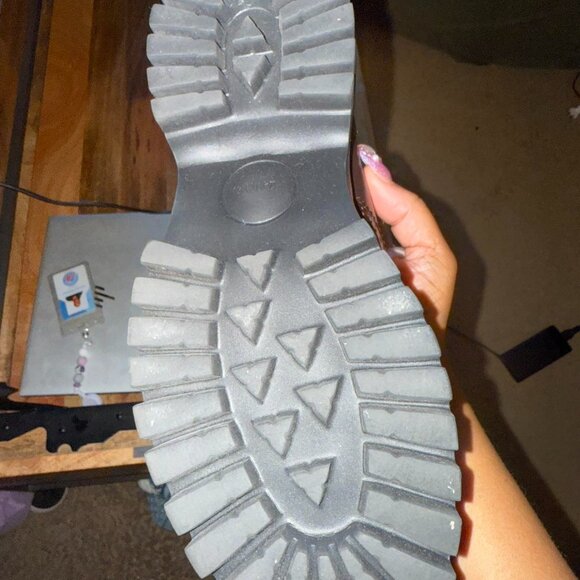 Beau Today Women’s Leather Tassel Loafers - Picture 2 of 2